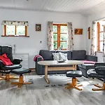 Feriehus Beautiful In With Kitchen