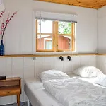 Beautiful In With Kitchen Feriehus
