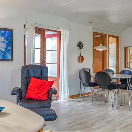Beautiful In With Kitchen Holiday home *